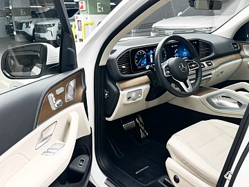 Mercedes-Benz GLS, 2023г, полный привод, автомат