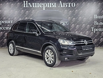 Volkswagen Touareg, 2011г, полный привод, автомат