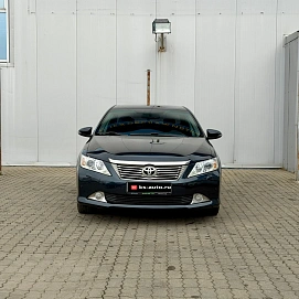 Toyota Camry, 2012г, передний привод, автомат
