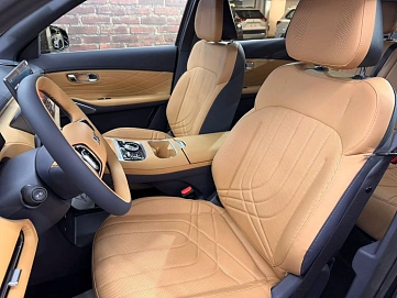 Geely Galaxy Starship 7, 2025г, передний привод, робот