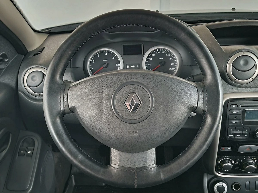 Renault Duster, 2014г., полный привод, механика