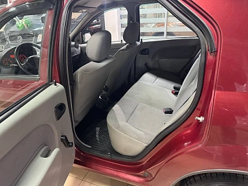 Renault Logan, 2009г, передний привод, механика