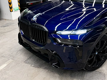 BMW X7, 2025г, полный привод, автомат