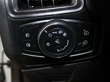 Ford Focus, 2012г., передний привод, механика