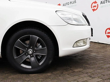 Skoda Octavia, 2010г, передний привод, робот