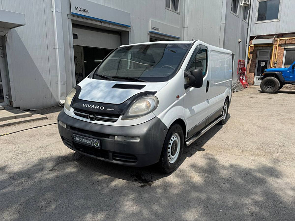Opel Vivaro, 2005г., передний привод, механика