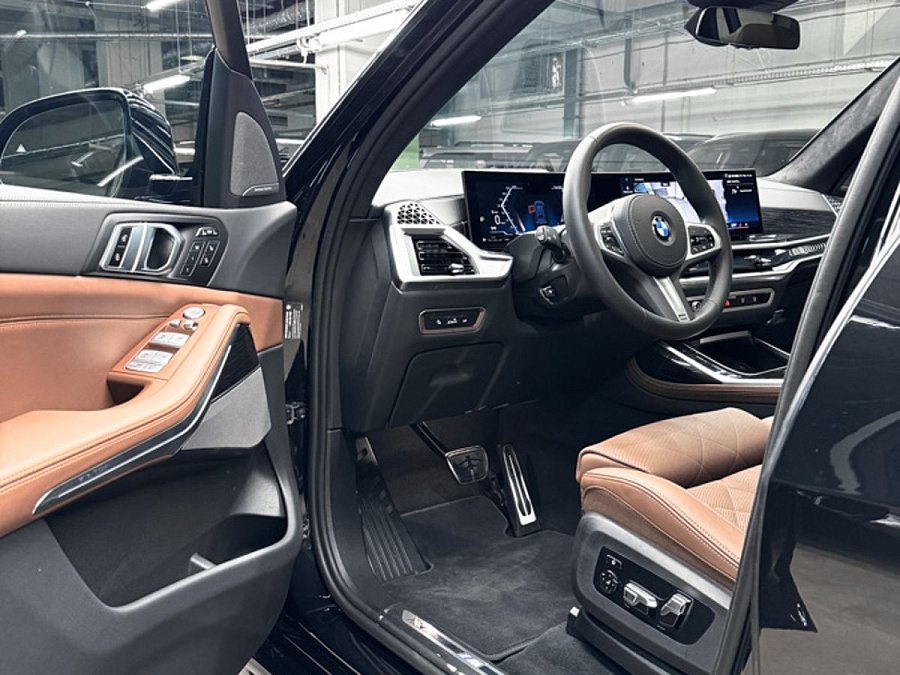 BMW X7, 2024г., полный привод, автомат