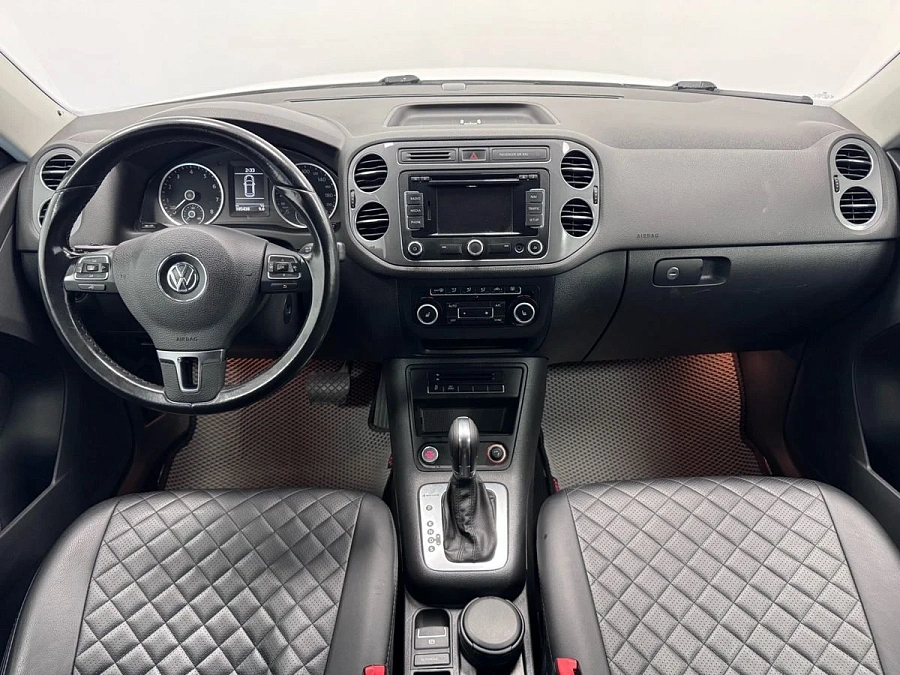 Volkswagen Tiguan, 2013г., полный привод, автомат