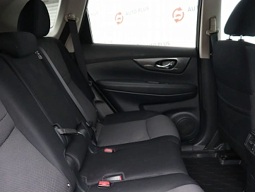 Nissan X-Trail, 2018г, передний привод, вариатор