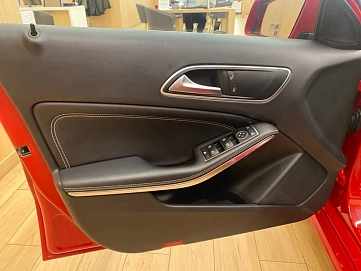 Mercedes-Benz A-Класс, 2015г, передний привод, робот