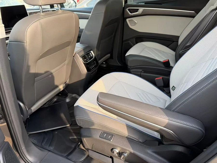 Volkswagen Talagon, 2025г., полный привод, робот