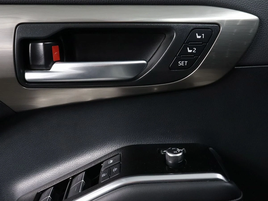 Toyota Highlander, 2025г., полный привод, автомат