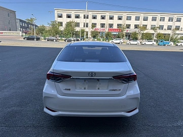 Toyota Corolla, 2022г, передний привод, вариатор
