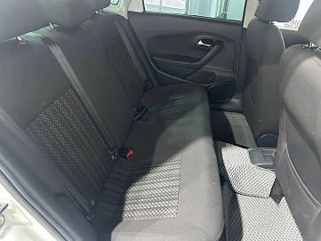 Volkswagen Polo, 2019г, передний привод, механика