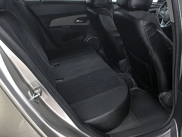 Chevrolet Cruze, 2010г, передний привод, механика