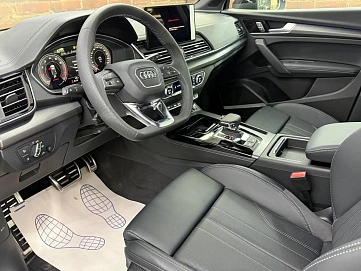 Audi , 2025г., полный привод, робот