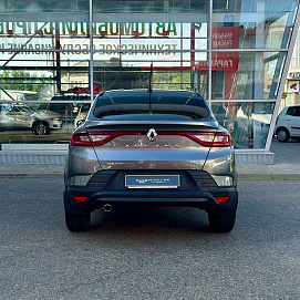 Renault Arkana, 2019г., передний привод, вариатор