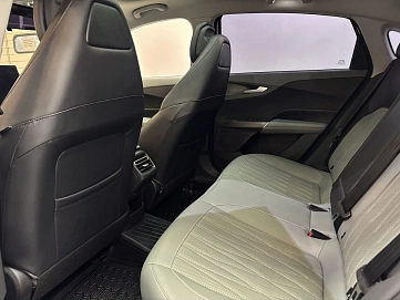 Changan Lamore, 2023г, передний привод, робот