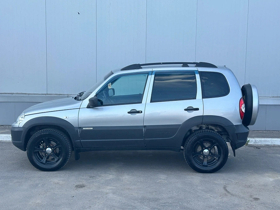 Chevrolet Niva, 2016г., полный привод, механика