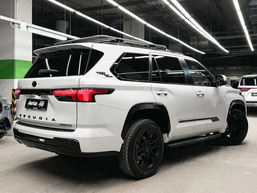 Toyota Sequoia, 2025г., полный привод, автомат