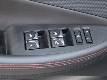 Changan UNI-T, 2023г, передний привод, робот