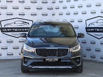 Kia Carnival, 2018г, передний привод, автомат