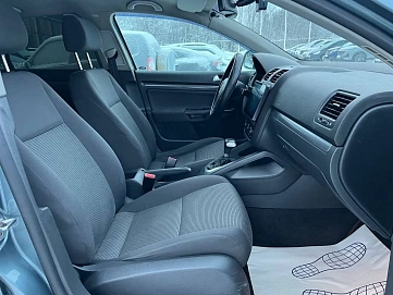 Volkswagen Jetta, 2006г, передний привод, автомат