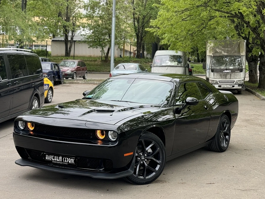 Dodge Challenger, 2022г., задний привод, автомат