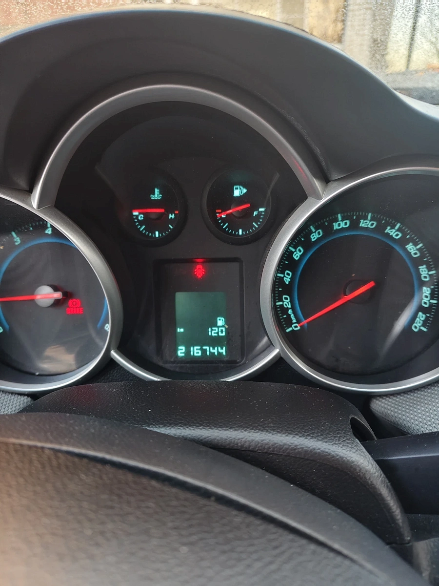 Chevrolet Cruze, 2013г., передний привод, механика