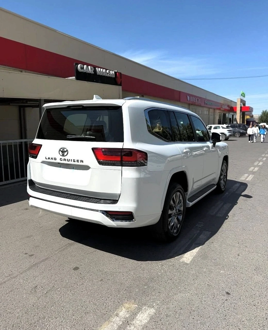 Toyota Land Cruiser, 2025г., полный привод, автомат