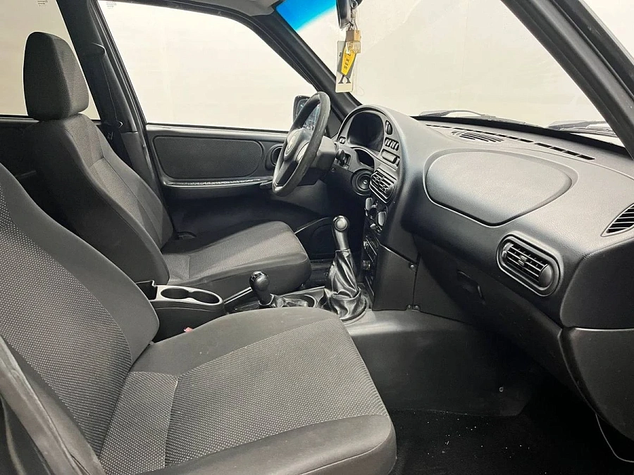 Chevrolet Niva, 2012г., полный привод, механика
