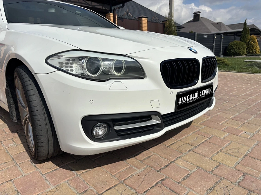 BMW 5 серии, 2012г., задний привод, автомат