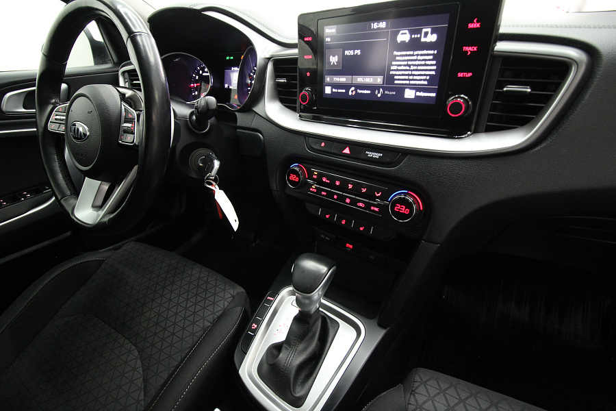 Kia Ceed, 2020г., передний привод, автомат