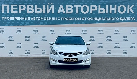 Hyundai Solaris, 2015г, передний привод, автомат