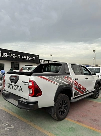 Toyota Hilux, 2024г, полный привод, автомат