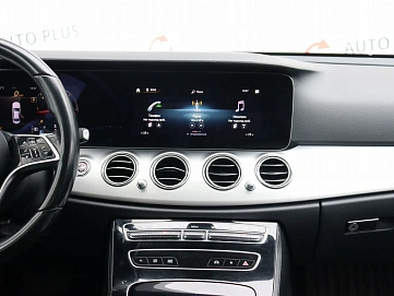 Mercedes-Benz E-Класс, 2020г, задний привод, автомат