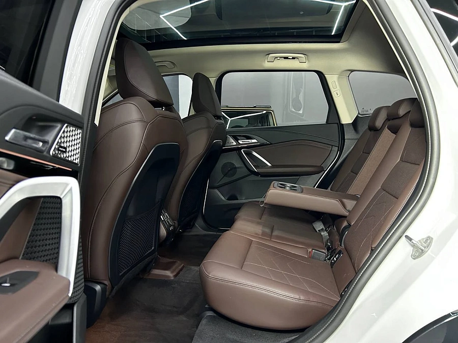 BMW X1, 2024г., передний привод, робот