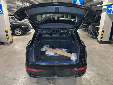 Audi Q5, 2023г, полный привод, робот