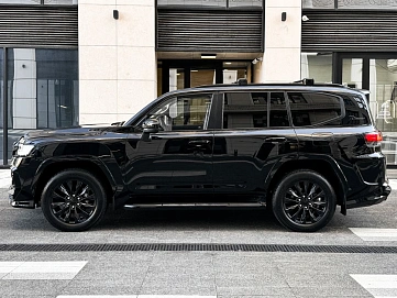 Toyota Land Cruiser, 2022г, полный привод, автомат