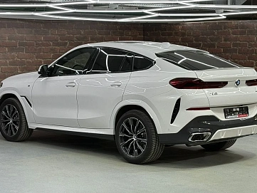 BMW X6, 2024г, полный привод, автомат