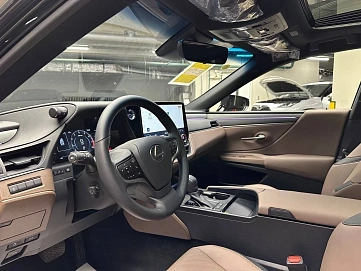 Lexus ES, 2025г, передний привод, вариатор