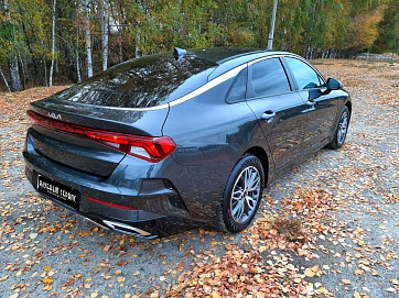 Kia K5, 2022г, передний привод, автомат