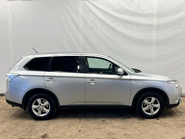 Mitsubishi Outlander, 2014г, полный привод, вариатор