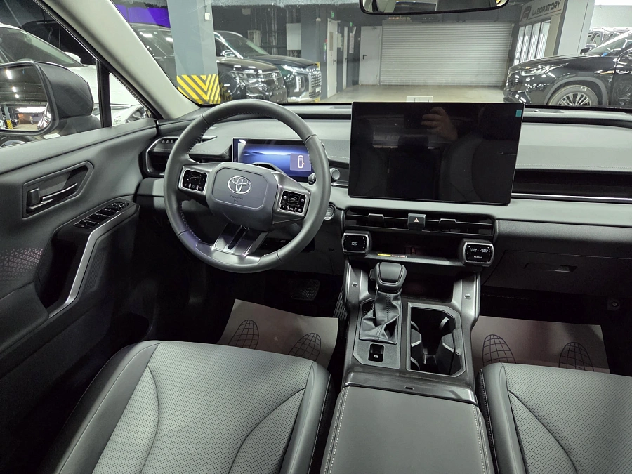 Toyota RAV4, 2026г., полный привод, вариатор