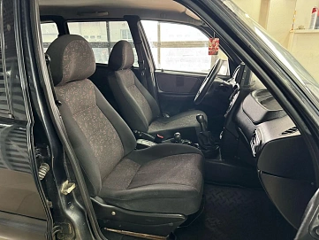 Chevrolet Niva, 2006г, полный привод, механика
