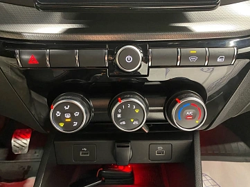 Lada (ВАЗ) Vesta, 2023г, передний привод, механика