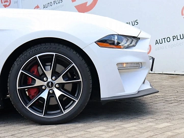 Ford Mustang, 2019г, задний привод, автомат
