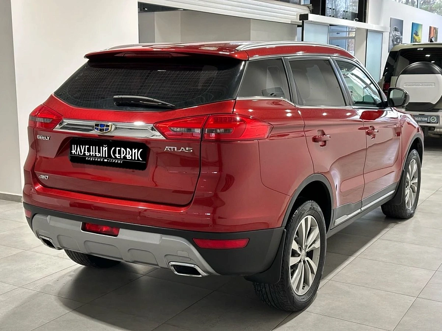 Geely Atlas, 2018г., передний привод, автомат