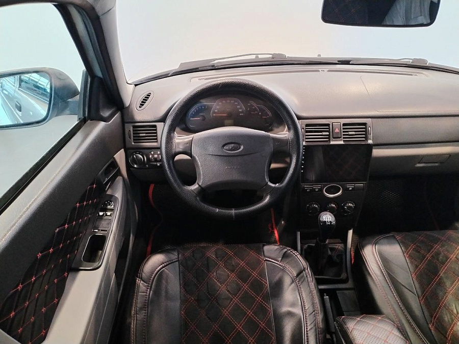 Lada (ВАЗ) , 2008г., передний привод, механика