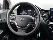 Hyundai Solaris, 2021г., передний привод, автомат